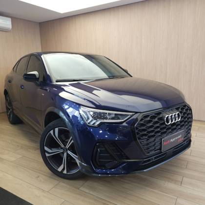 AUDI Q3 2.0 40 TFSI GASOLINA SPORTBACK PERFORMANCE BLACK QUATTRO TIPTRONIC
